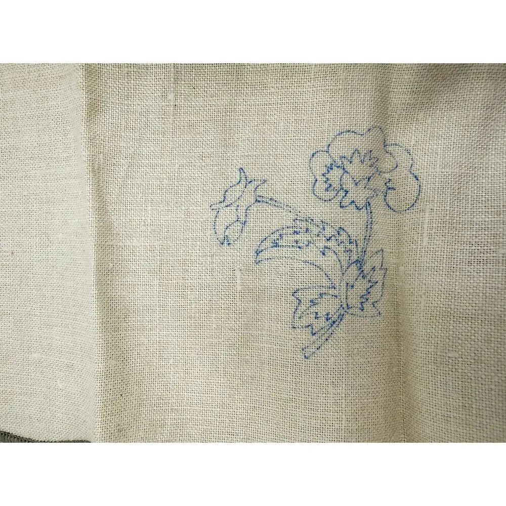 Vintage Embroidery Kit Linen Tablecloth Napkins Hand Floral Open No Thread